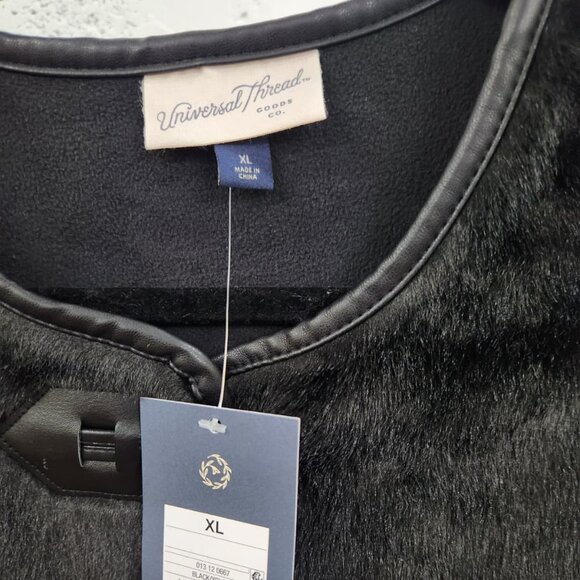 NWT Universal Thread Faux Fur Toggle Jacket in Black – Size XL - Picture 4 of 14